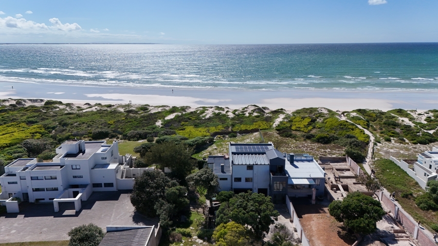 4 Bedroom Property for Sale in Struisbaai Western Cape